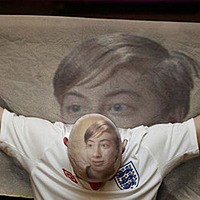 Фотоэффект - Football Fan