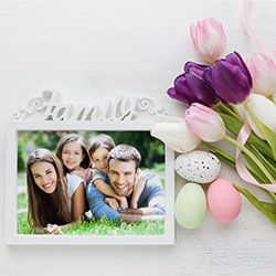 Efekt - Easter family frame with tulips and eggs