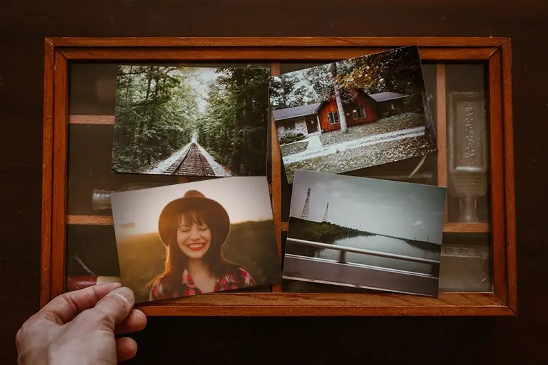Effect - Photo frame with old photos