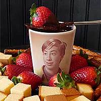 Effect - Strawberry in chocolate