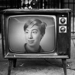 Фотоефект - Зображення на старому телевізорі