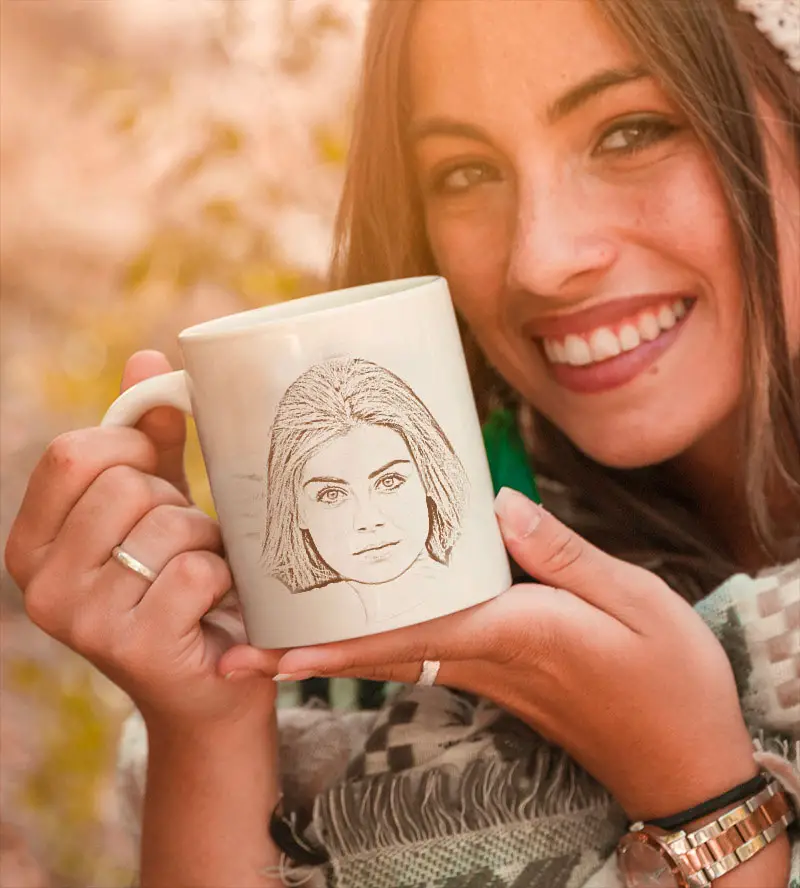 Efeito de foto - Beautiful woman with a cup