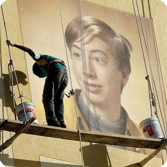 Foto efecto - Pintor de casa haciendo su trabajo